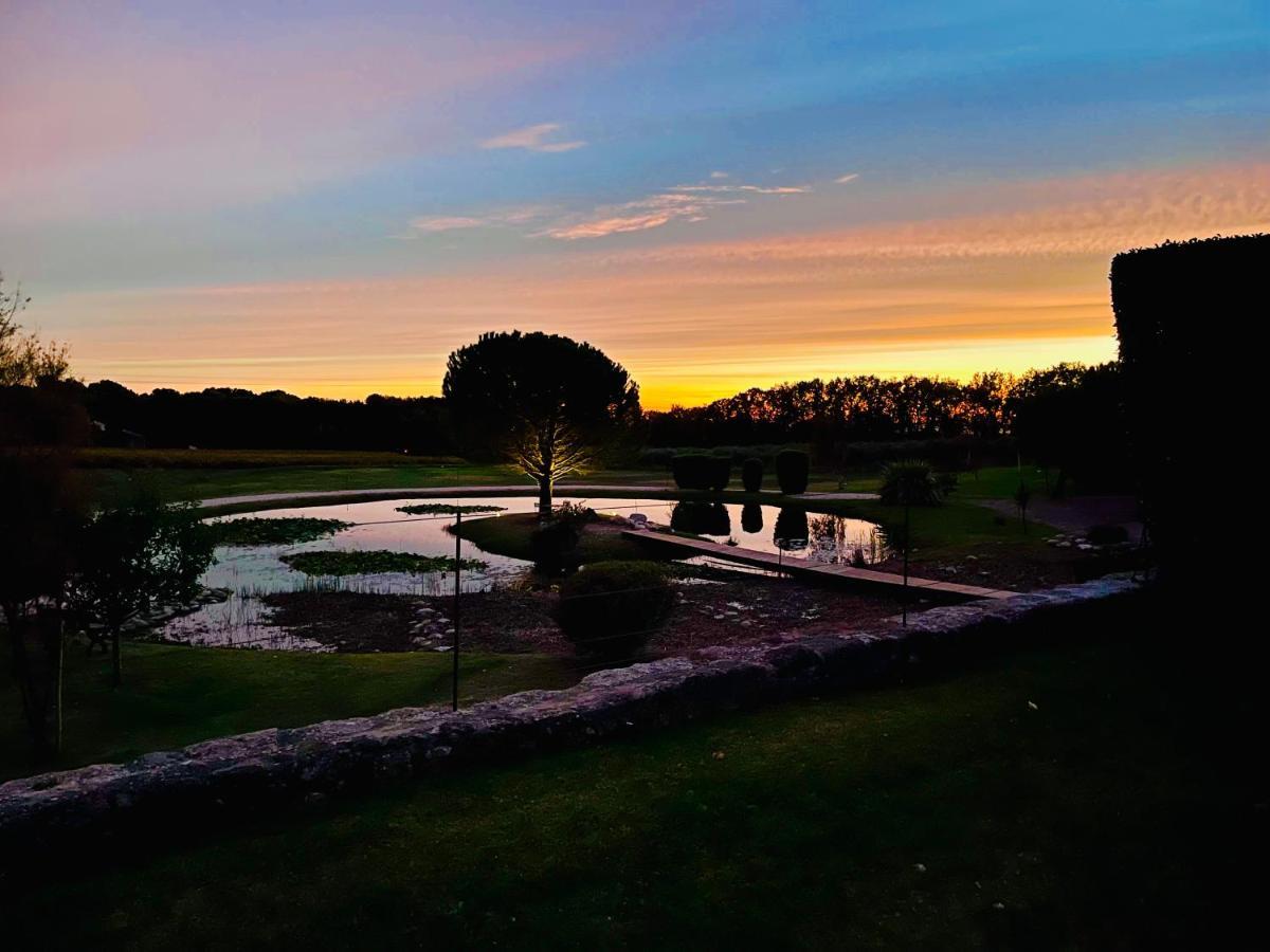 Domaine Amourella Aparthotel Lambesc Buitenkant foto