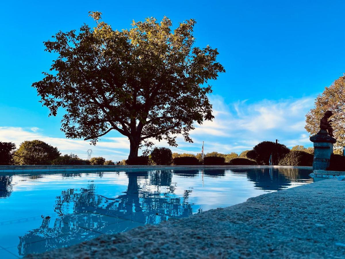 Domaine Amourella Aparthotel Lambesc Buitenkant foto
