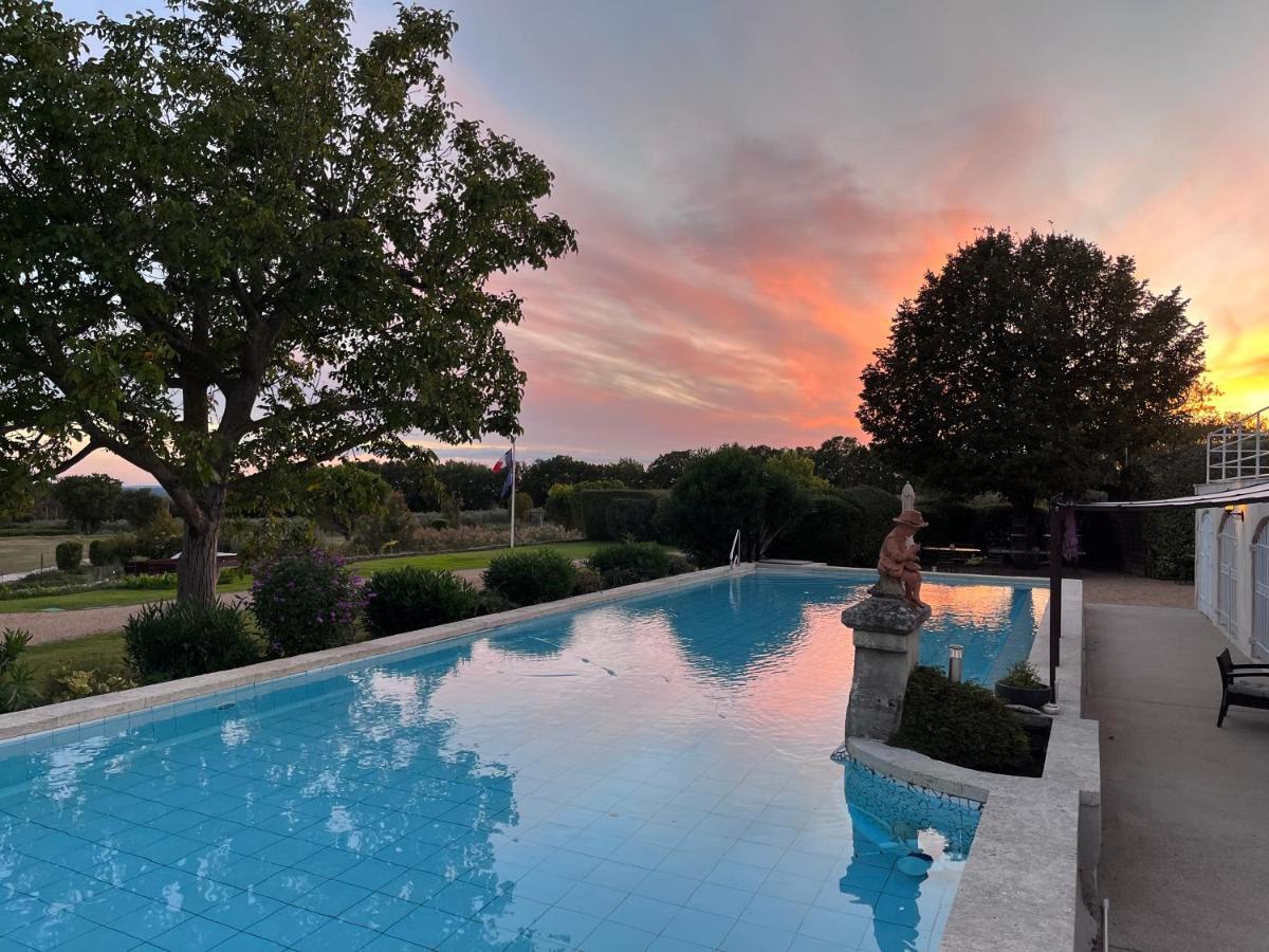 Domaine Amourella Aparthotel Lambesc Buitenkant foto