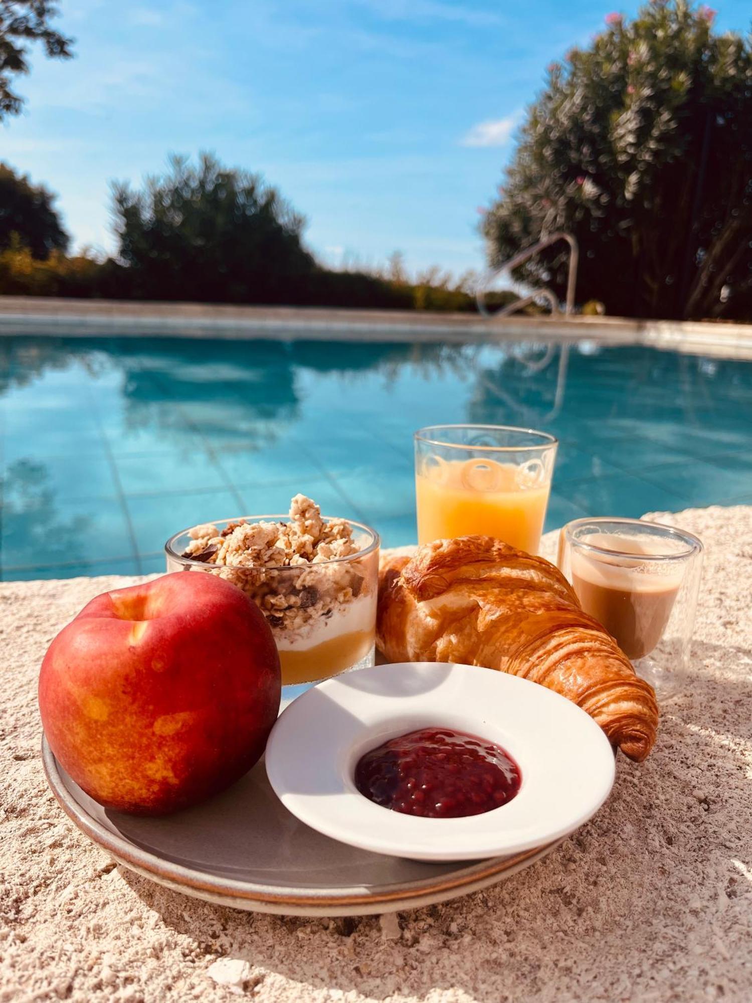 Domaine Amourella Aparthotel Lambesc Buitenkant foto